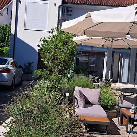 Apartmani Kameno Sidro Bilice Zewnętrze zdjęcie